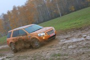 Chevrolet Captiva; Dodge Nitro; Kia Sorento; Land Rover Freelander; Mazda CX-7; Mitsubishi Outlander XL: 6x4x4